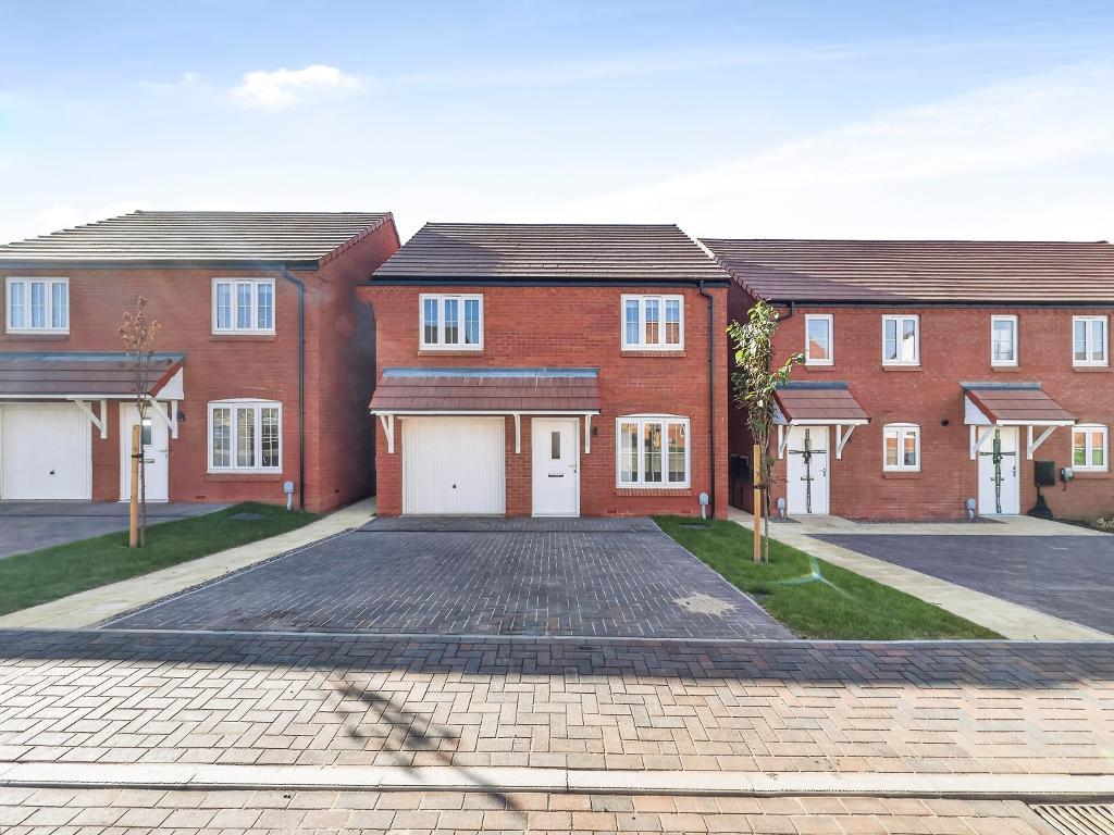 Loudham Avenue, Harlestone, Northampton, Northamptonshire, NN5 7FU